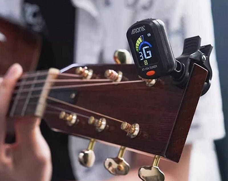 AROMA Mini Clip-On Digital Guitar Bass Ukulele Tuner Rechargeable Battery Colour Screen AT10A